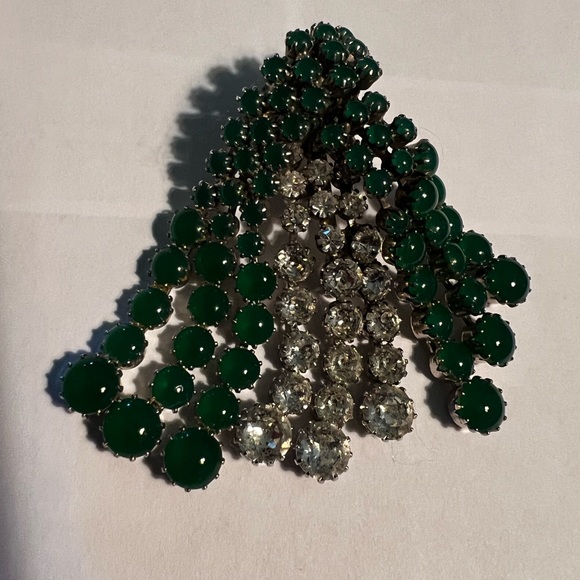 Vintage Rare Design Mimi di Niscemi Emerald & Crystal Rhinestone signed Brooch - Picture 1 of 12